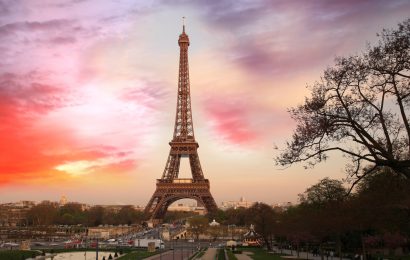 12 Paris Attractions to Book in Advance (+ What Can Wait) 12 Paris Attractions to Book in Advance (+ What Can Wait)