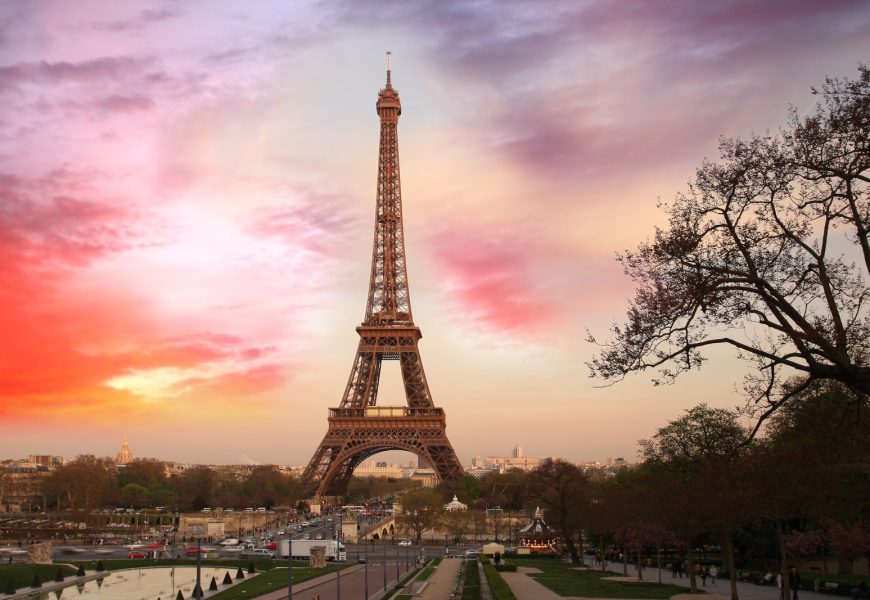 12 Paris Attractions to Book in Advance (+ What Can Wait) 12 Paris Attractions to Book in Advance (+ What Can Wait)