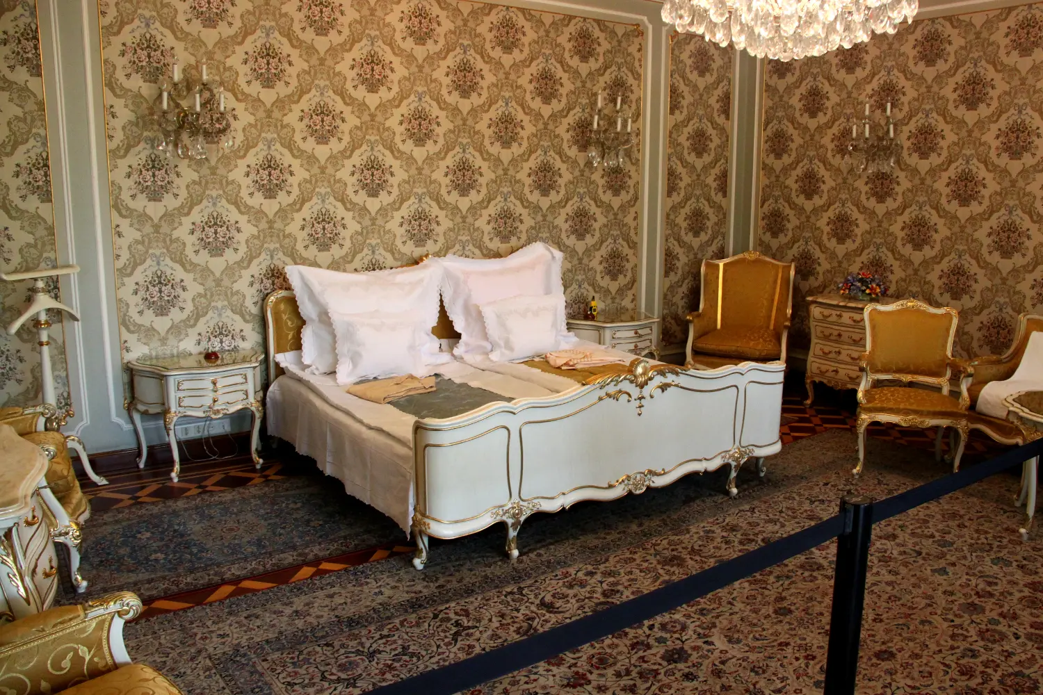 Nicolae and Elena Ceaușescu’s bedroom inside Ceaușescu Mansion. ORIGINAL sheets