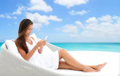 Crossing Borders, Keeping Signal: How to Stay Connected on a Multi-Country Trip Crossing Borders, Keeping Signal: How to Stay Connected on a Multi-Country Trip