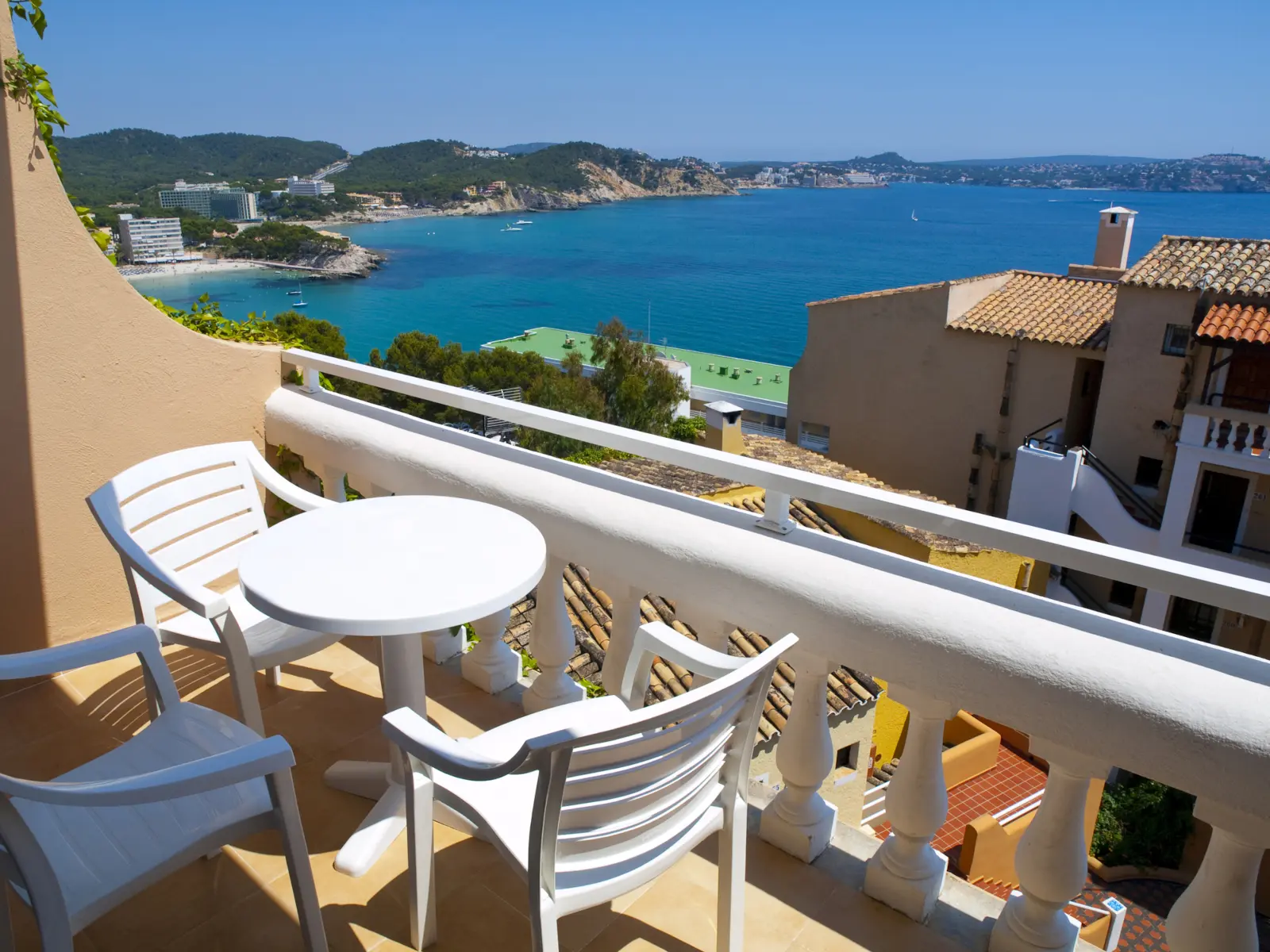 Apartment balcony overlooking the sea in Mallorca, Spain, illustrating the terrace access involved in a reported hotel room intrusion.