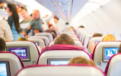A Delta Passenger Says She Was Hit in the Face Four Times. Then the Man in Seat 14D Stepped In A Delta Passenger Says She Was Hit in the Face Four Times. Then the Man in Seat 14D Stepped In