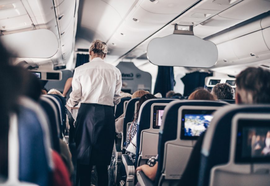 Flight Attendants Are Sharing Their Biggest Passenger “Red Flags.” One Story Is So Disgusting It’s Hard to Believe Someone Actually Did It